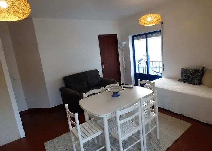 Blue Windows Sea View Апартаменты